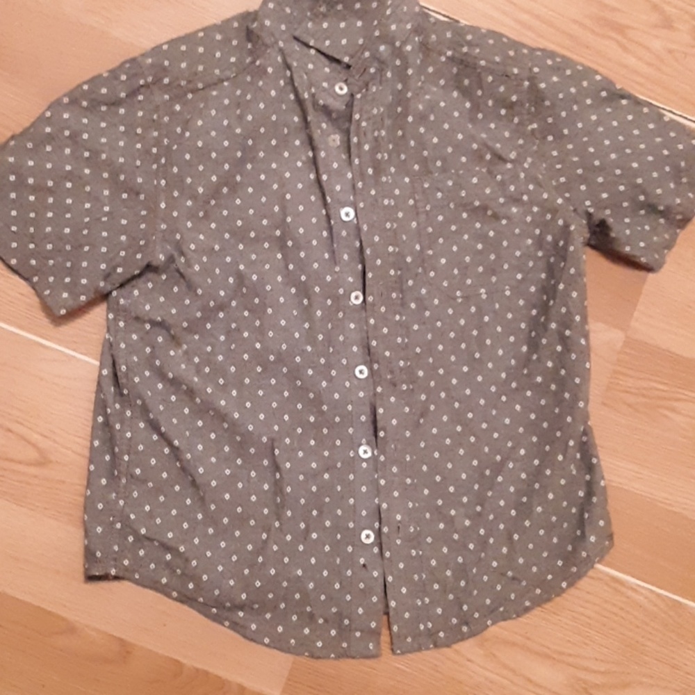 Shirt short sleeves